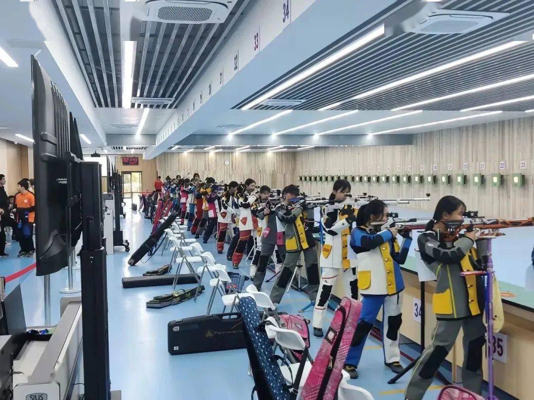 斯洛伐克射手在射击项目中勇夺头名的简单介绍