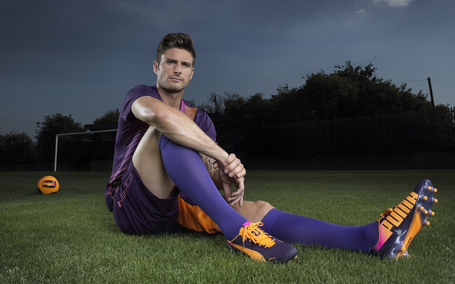 哈登回归赛场，高光表现首场状态亮眼，切尔西观众沸腾！